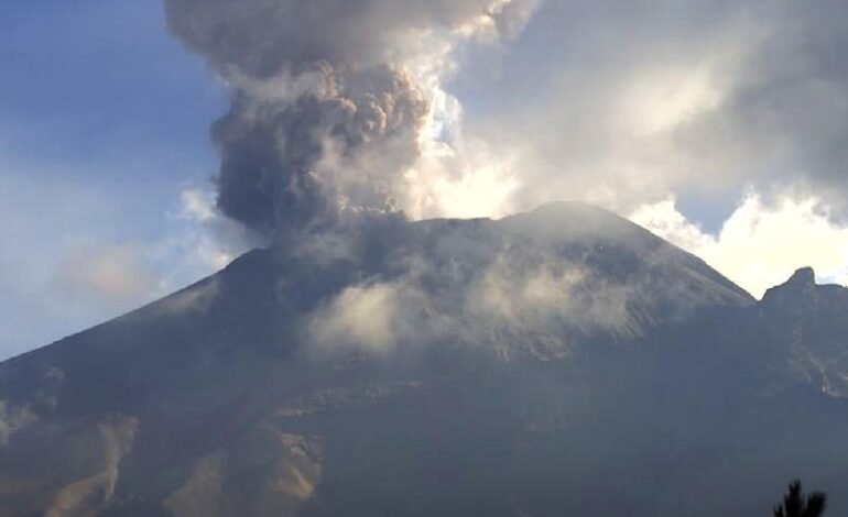 Popocatépetl baja su nivel de tremor a menos de mil minutos